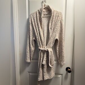 Cozy Pink Leopard Print Robe